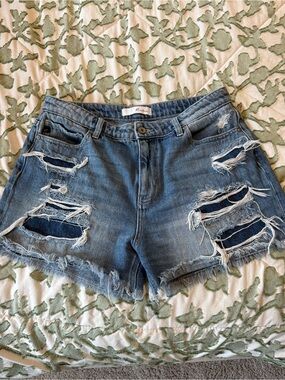 KanCan Medium Blue Distressed Frayed Hem Jean Shorts